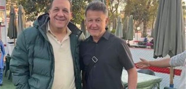 أول ظهور لمدرب الزمالك الجديد داخل النادي.. وجلسة مع مرتضى منصور