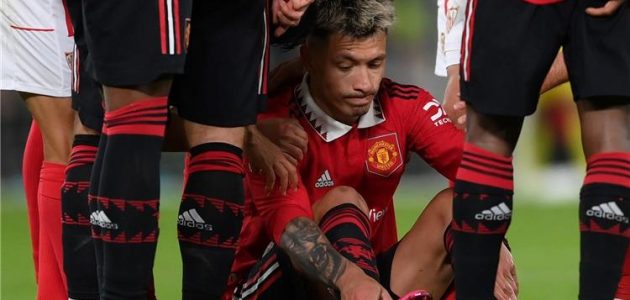 تقارير تتوقع مدة غياب ليساندر مارتينيز عن مانشستر يونايتد